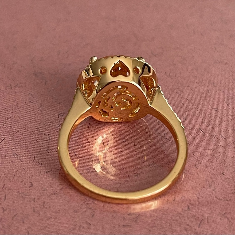 Gorgeous Morganite Cocktail Ring Cubic Zirconia Gold Tone Size 9 - Picture 8 of 9